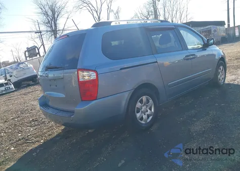 2009 Kia Sedona Lx z USA, uszkodzony, nr VIN KNDMB233496315844